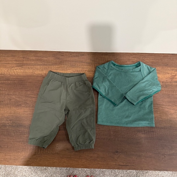 MEC Baby Sun Shirt & Gorp Joggers Set (6M) - Picture 2 of 5